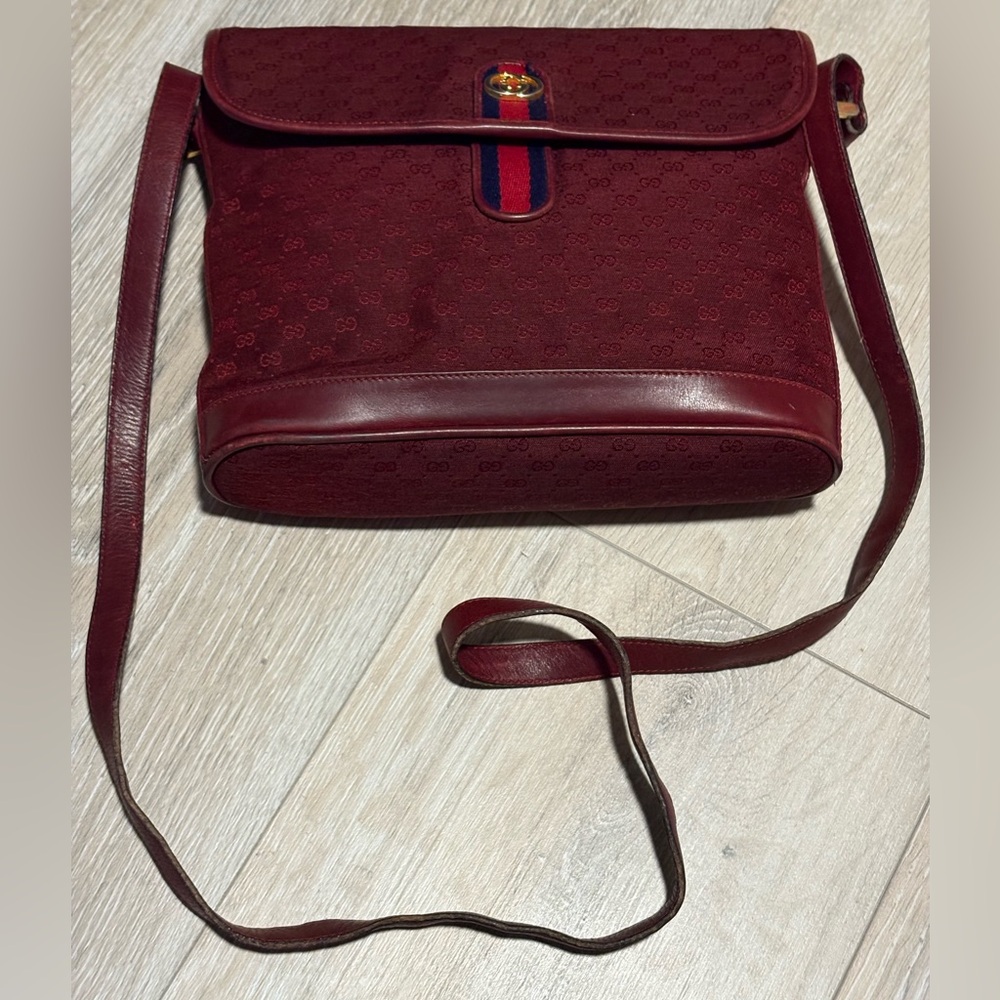 Gucci Vintage Micro Guccissima in a burgundy canvas & leather crossbody bag - Picture 5 of 16